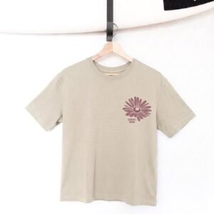 Remera Nature Is The New Nightclub